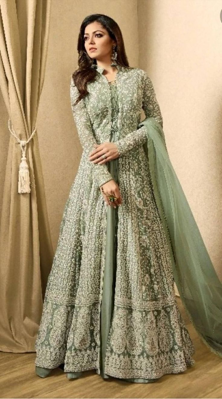 Latest Trending Outfit Indian Weeding Kurtas For Women's