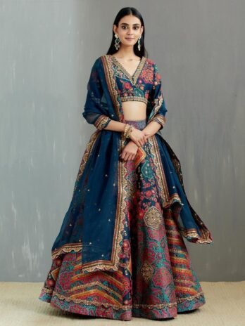 Navy Blue Kurtas with Red Colour Working art for Women’s